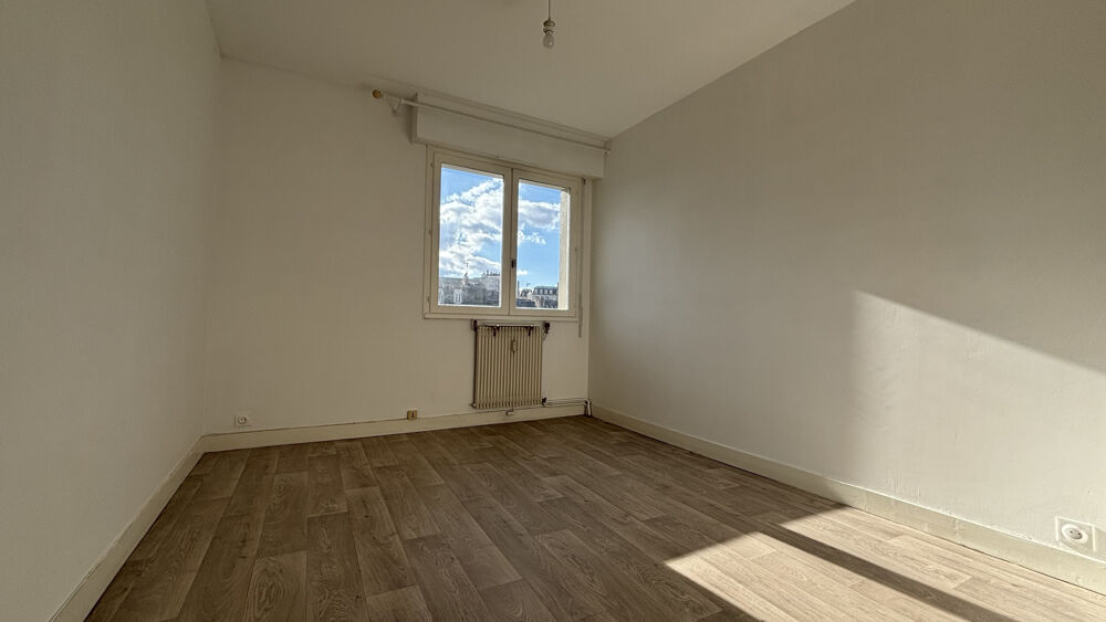 Location Appartement Appartement de type 4 avec grand garage, cave et balcon Limoges