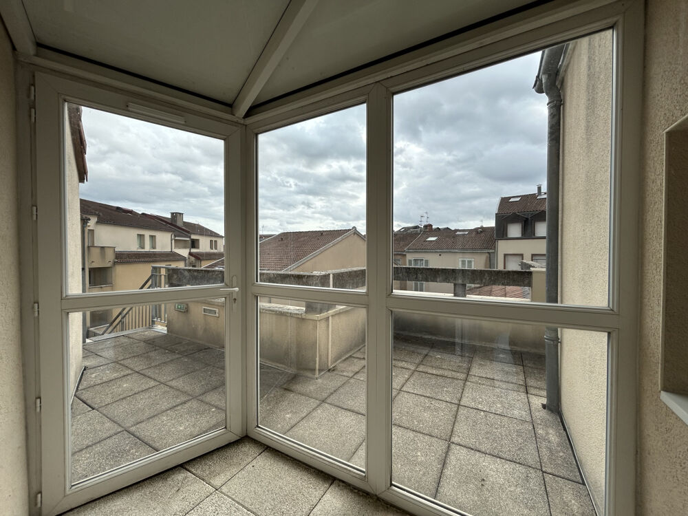 Location Appartement Studio meublé en centre-ville Limoges