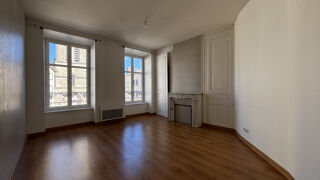  Appartement à louer 3 pièces 58 m²