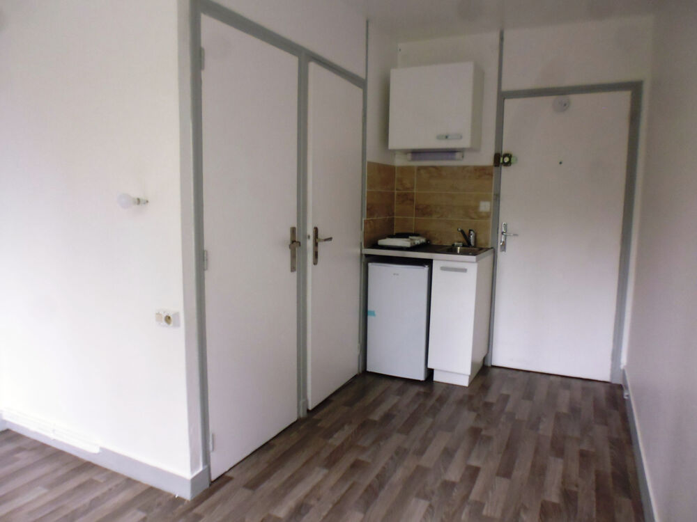 Location Appartement Studio en rdc avec place de parking - Evreux Evreux