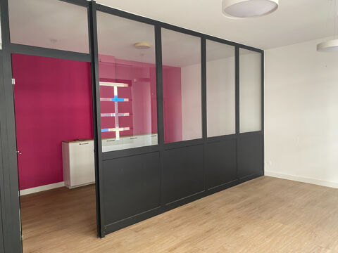   Local avec 2 parkings, et 2 caves, Rue des Alpes, 26000 VALENCE 