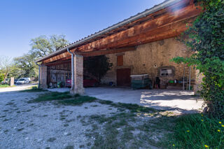  Immeuble � vendre 14 pi�ces 359 m�