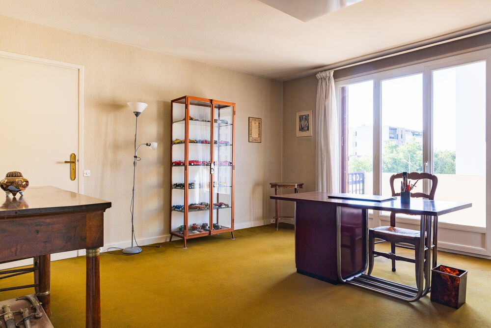 Vente Appartement Appartement 4 pièces avec cave et parking, Quartier Danton, 26000 VALENCE Valence
