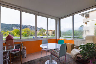 Vente Appartement Appartement type 4 avec véranda, balcons, garage et parking, Domaine de Valenson, Guilherand-Granges (07) Guilherand granges