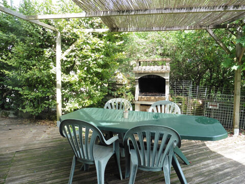   Maison ancienne mitoyenne Maison - 7 pi�ce(s) - 190 m�