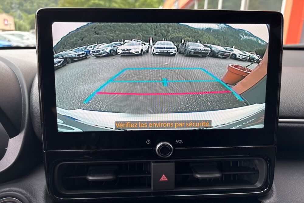 Yaris Cross HYBRIDE 130 DESIGN CARGO 2026 occasion 73730 Cevins