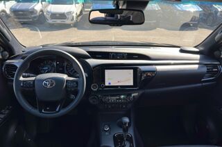 Hilux 2.8 204 BVA INVINCIBLE 4PL 2026 occasion 73730 Cevins