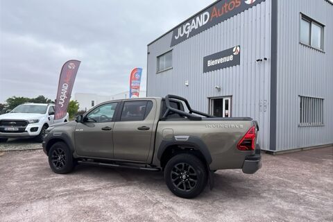 Hilux 2.8 204 BVA INVINCIBLE RIDEAU 2026 occasion 73730 Cevins