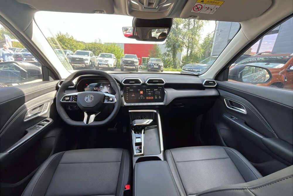 MG.ZS 1.5 L HYBRID+ 195 CH LUXURY T.O 2026 occasion 73730 Cevins