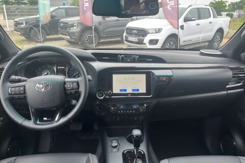 Hilux 2.8 204 BVA INVINCIBLE RIDEAU 2026 occasion 73730 Cevins