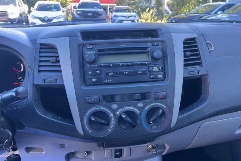 Hilux 3.0 171 LEGENDE 2CAB BVM5 2008 occasion 73730 Cevins