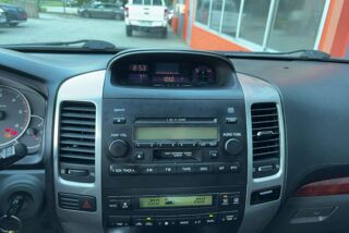 Land Cruiser KDJ 120 3.0 D-4D VX 166 BVM6 2005 occasion 73730 Cevins