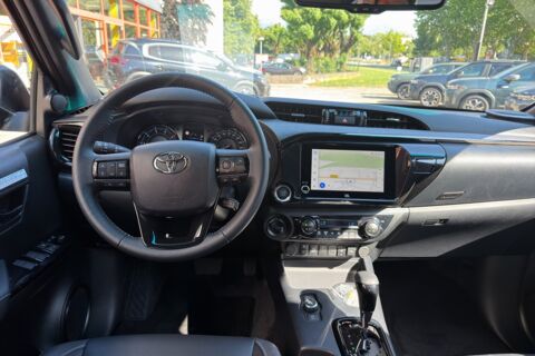 Hilux 2.8 204 BVA INVINCIBLE 4PL 2026 occasion 73730 Cevins