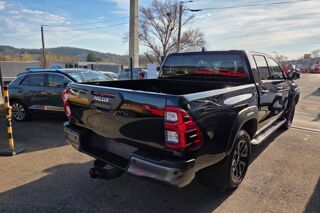 Hilux 2.8 204 BVA INVINCIBLE 4PL 2026 occasion 73730 Cevins
