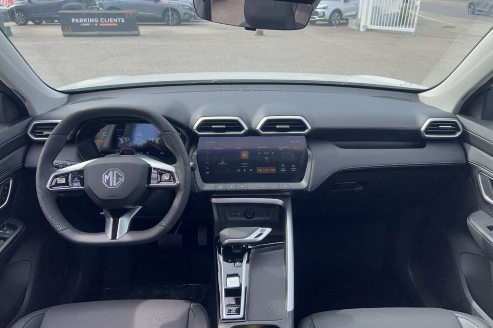 MG.ZS 1.5 L HYBRID+ 195 CH LUXURY T.O 2026 occasion 73730 Cevins