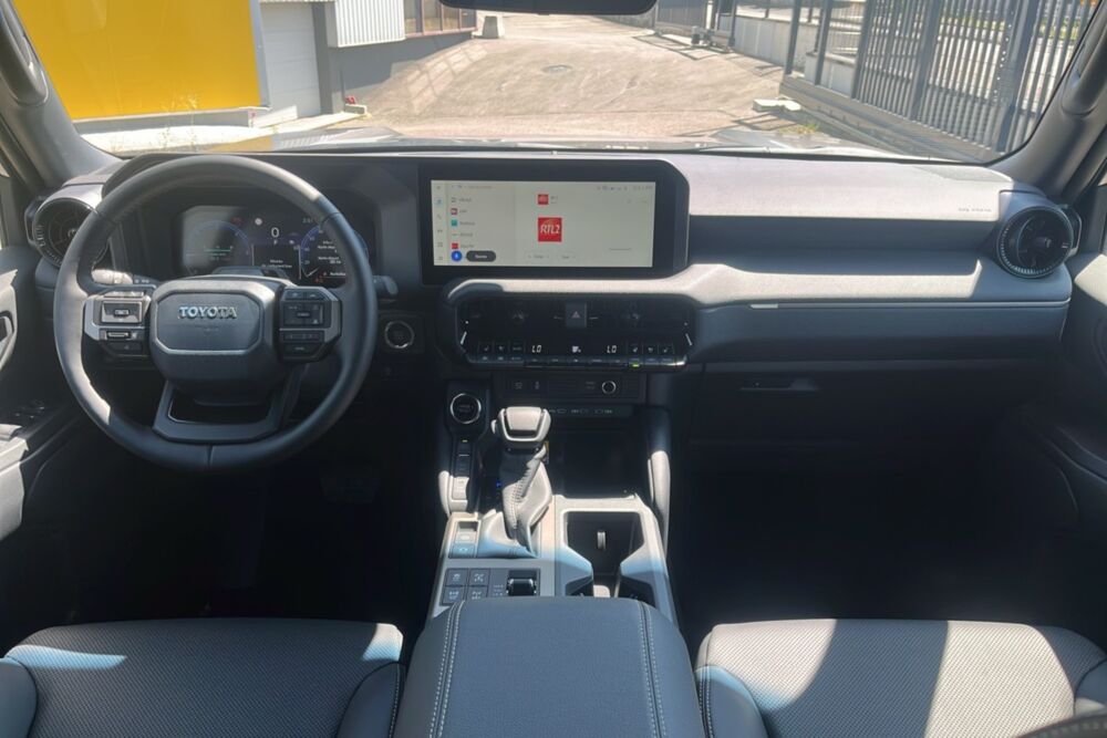 Land Cruiser GDJ 250 LEGENDE 2.8 204 2 PL 2026 occasion 73730 Cevins