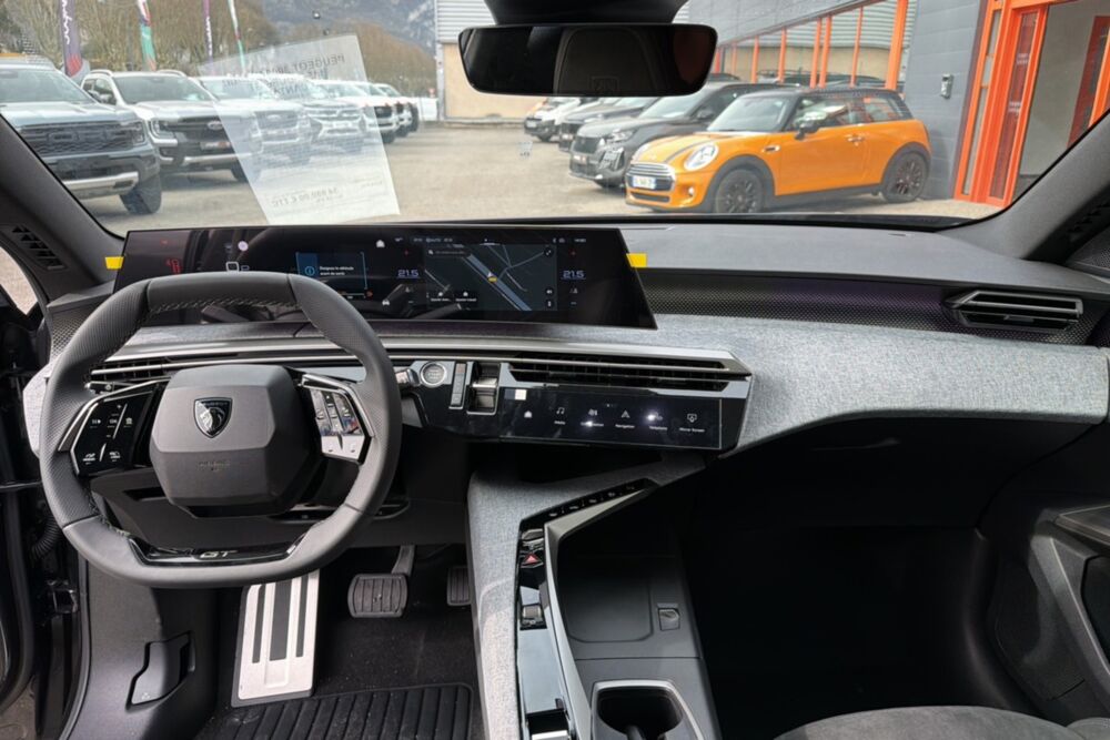 3008 HYBRID 145 E-DCS6 GT ALCANTARA 2025 occasion 73730 Cevins