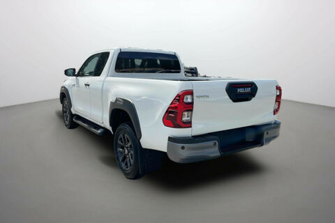 Hilux X-TRA D-4D 204 BVA INVINCIBLE 2026 occasion 73730 Cevins