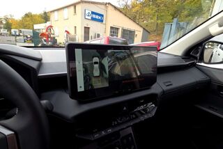 Hilux NEW 2.8 204 BVA INVINCIBLE 4PL 2026 occasion 73730 Cevins