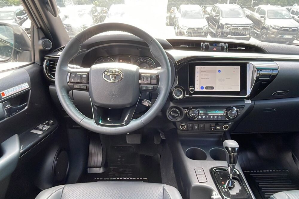 Hilux X-TRA D-4D 204 BVA INVINCIBLE 360 2026 occasion 73730 Cevins
