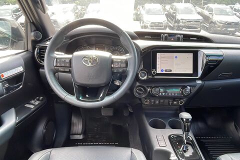 Hilux X-TRA D-4D 204 BVA INVINCIBLE 360 2026 occasion 73730 Cevins