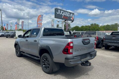 Hilux 2.8 204 BVA INVINCIBLE 4PL 2026 occasion 73730 Cevins