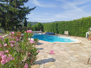  Maison  vendre 4 pices 160 m