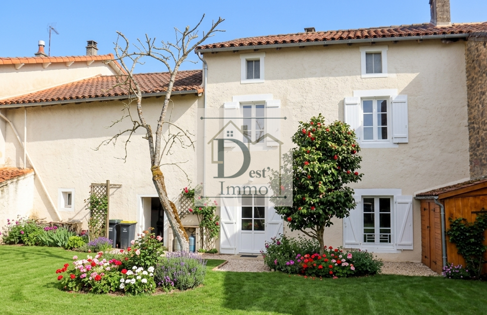 Maison 6 pièces 100 m² · à Chassenon · 100 m² · 75 900 €
