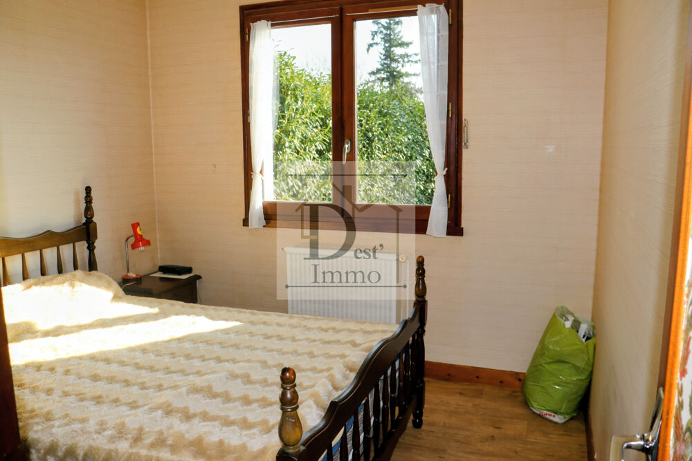 Maison de 105 m2 sur terrain de 2000 m2 - Chassenon