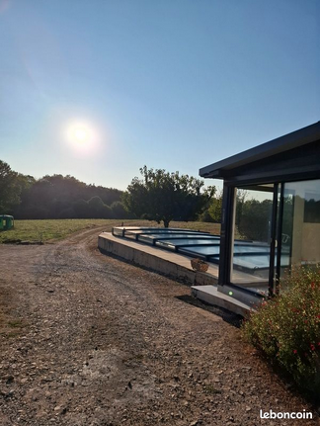  Proprit/chteau  vendre 8 pices 150 m