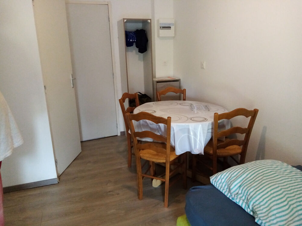 Studio F1 Meublé & Tout Équipé 16.5 m2 Rochechouart