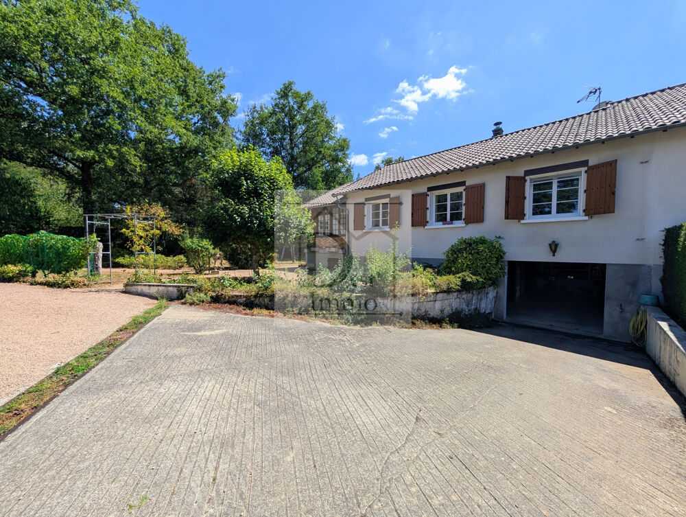 Maison familiale de 140 m2 sur sous-sol complet  Étagnac