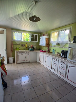 Vente Maison SAINTE-MARIE-  Maison T5 avec terrain de 2520 m2 Ste marie