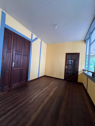  Duplex/triplex � louer 4 pi�ces 97 m� Cayenne