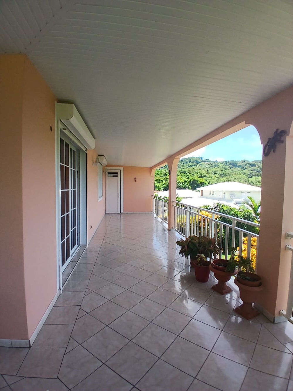 Vente Maison SAINTE-MARIE-  Maison T5 avec terrain de 2520 m2 Ste marie