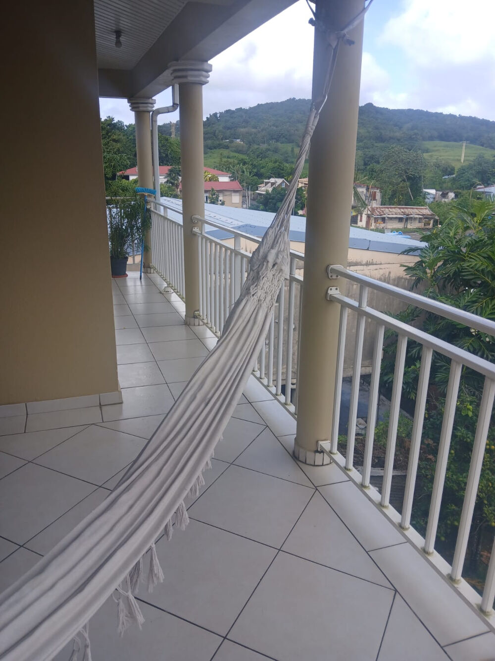 MAISON- 3 APTS - RIVIERE-SALEE- 424 000 €
