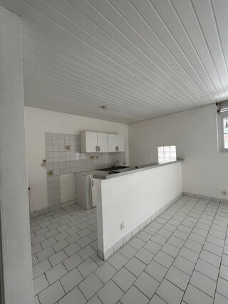  Appartement à louer 2 pièces 44 m²