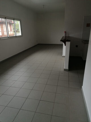  Appartement à louer 2 pièces 53 m²