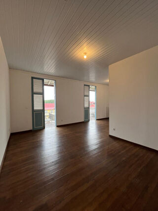  Duplex/triplex � louer 4 pi�ces 97 m� Cayenne