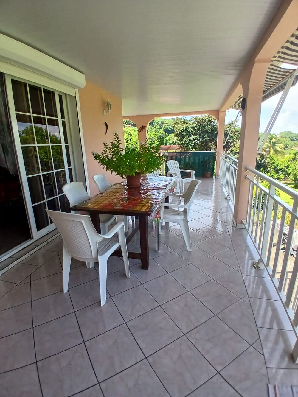 Vente Maison SAINTE-MARIE-  Maison T5 avec terrain de 2520 m2 Ste marie