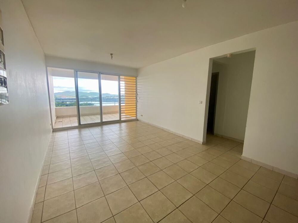 4 pièces 80.3 m2 4 pièces 80 m2 LA TRINITE - Appartement T4 A VENDRE- 80.2m2