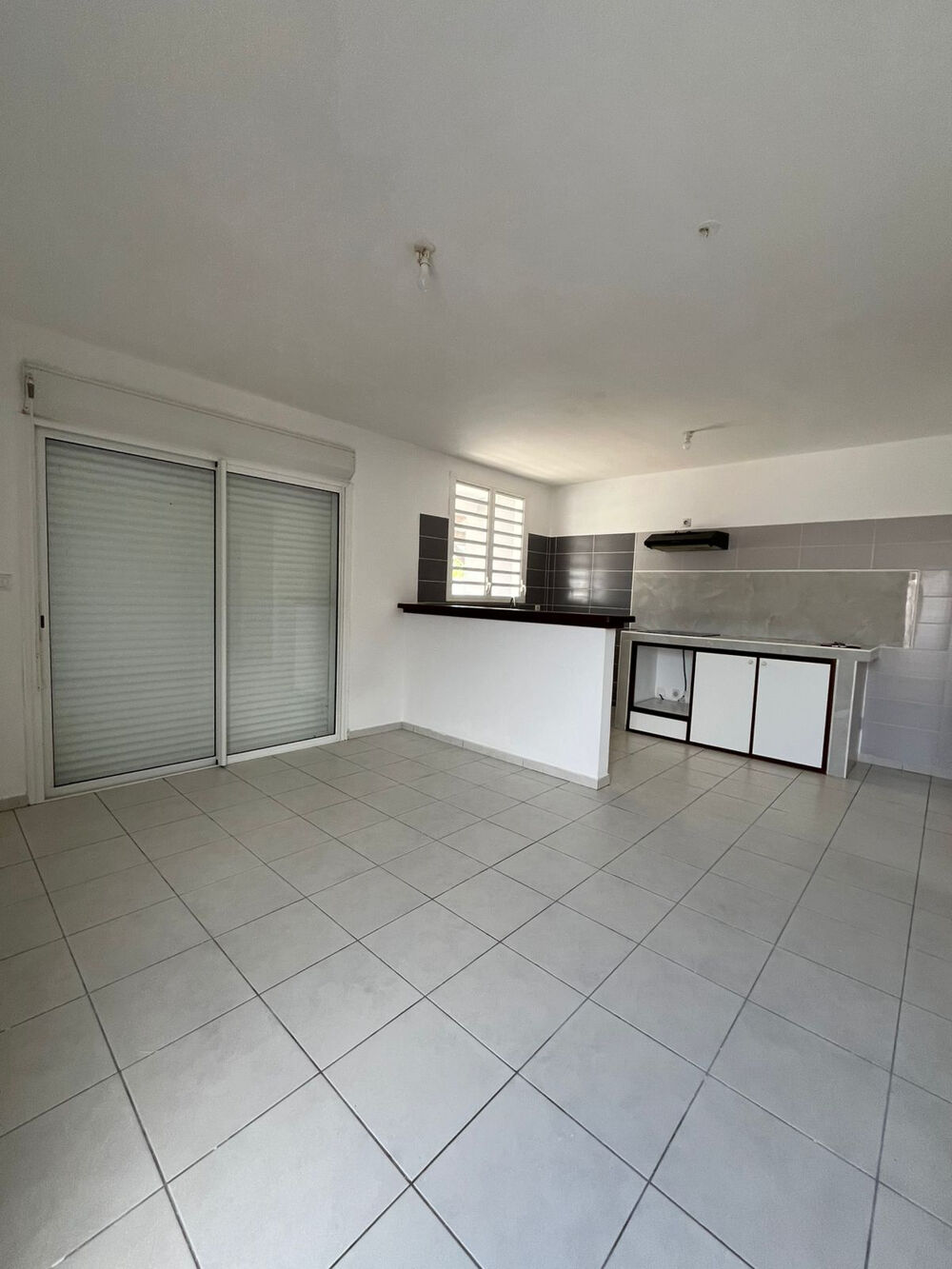 APPARTEMENT T2 - CAYENNE- GUYANE