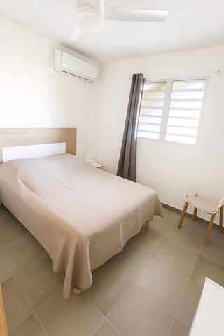  Appartement à louer 3 pièces 60 m²