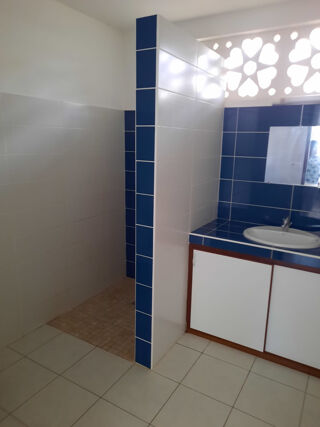  Appartement à louer 2 pièces 38 m²