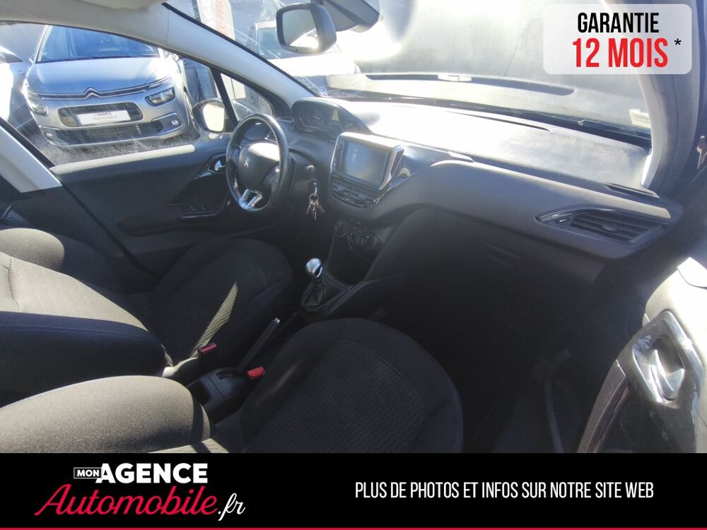 208 1.5 BLUE HDI 100 SIGNATURE / Garantie 12 Mois 2019 occasion 85340 Les Sables-d'Olonne