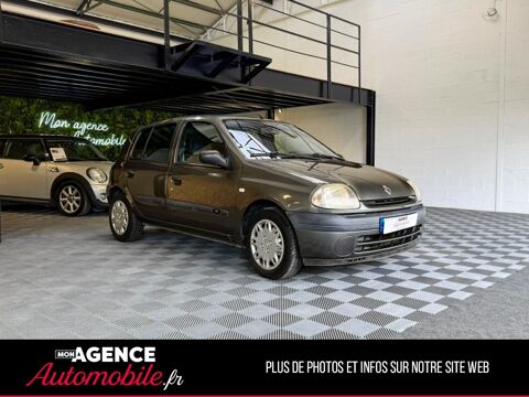 Renault clio II 1.6 I 90