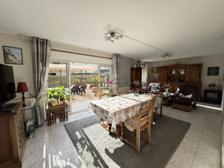  Maison  vendre 6 pices 126 m