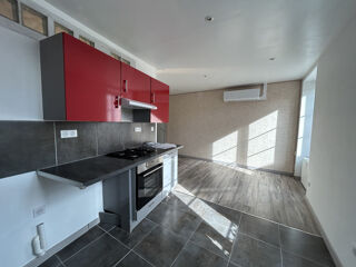  Immeuble à vendre 6 pièces 76 m²