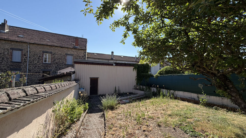 Maison centre ville AMPLEPUIS