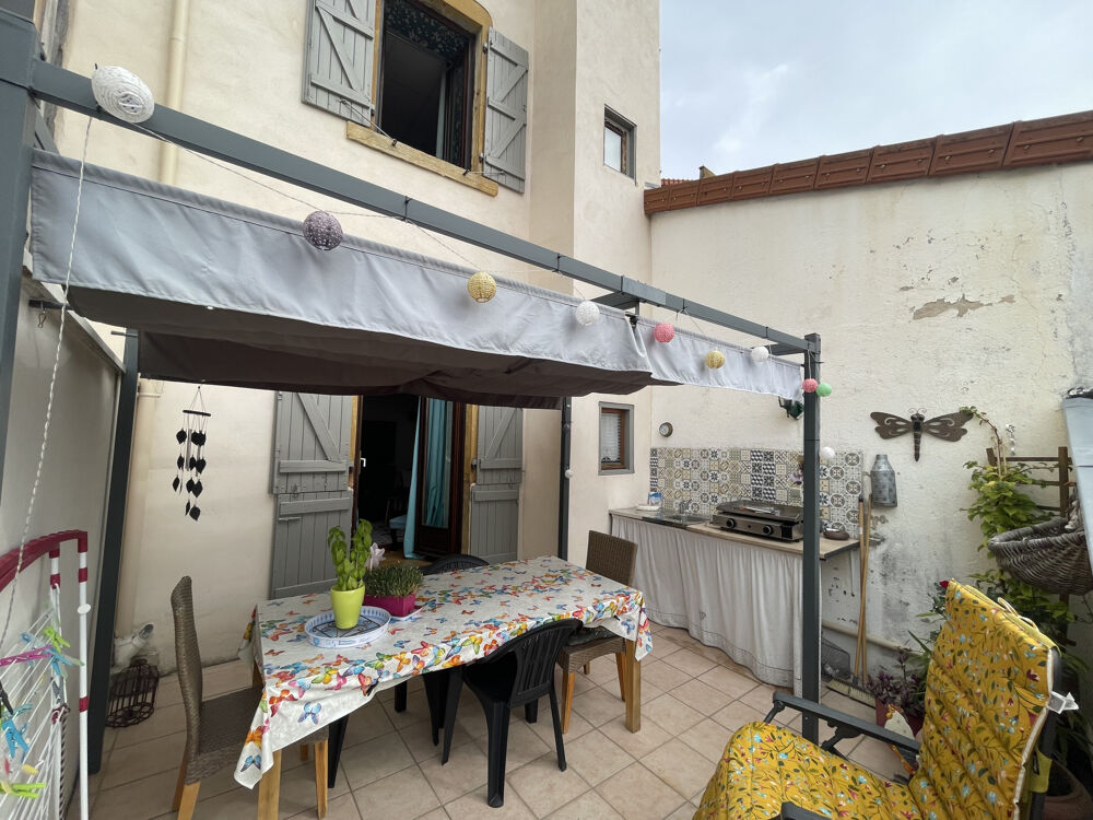 Vente Maison Maison de village avec terrasse et local commercial Thizy les bourgs